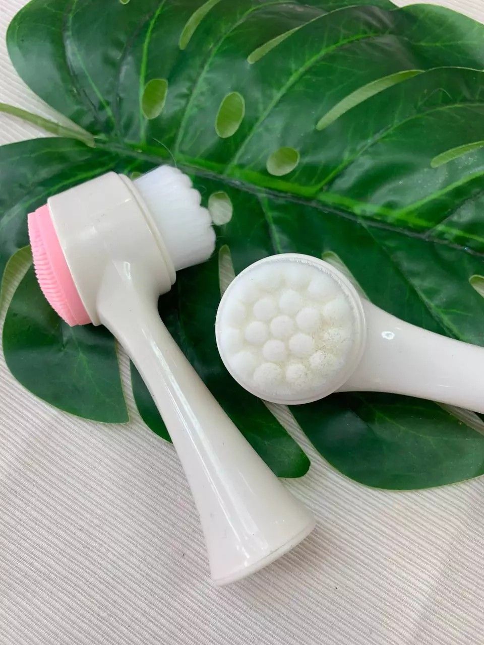 Dual Silicone Facial Cleansing Brush – Deep Pore & Skin Massager